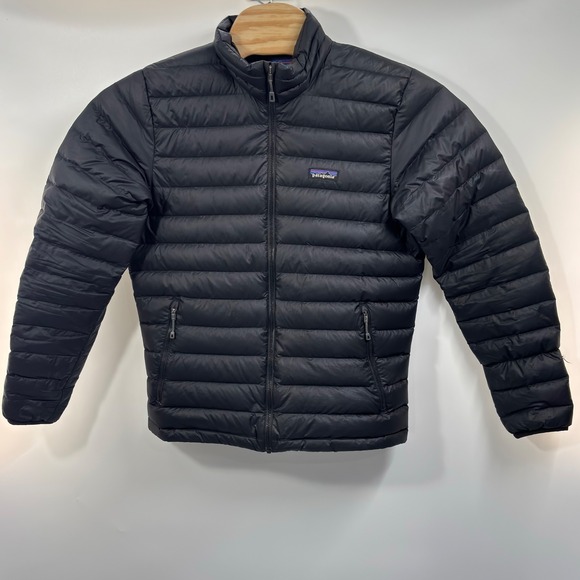 Patagonia Men's M Black Down Sweater Puffer Jacket Full Zip *Flaw Sleeve* 84674 - Picture 5 of 8